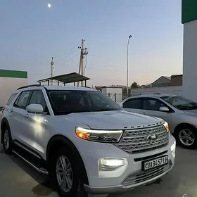 Ford Explorer 2021