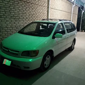 Toyota Sienna 2000