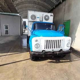 Gaz 52 1990