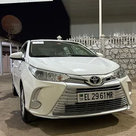Toyota Yaris 2021