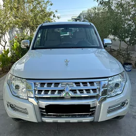 Mitsubishi Pajero 2015