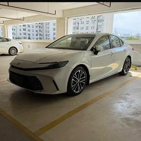 Toyota Camry 2026