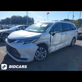 Toyota Sienna 2021