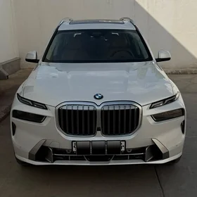BMW X7 2023
