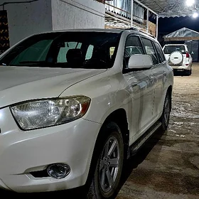 Toyota Highlander 2010