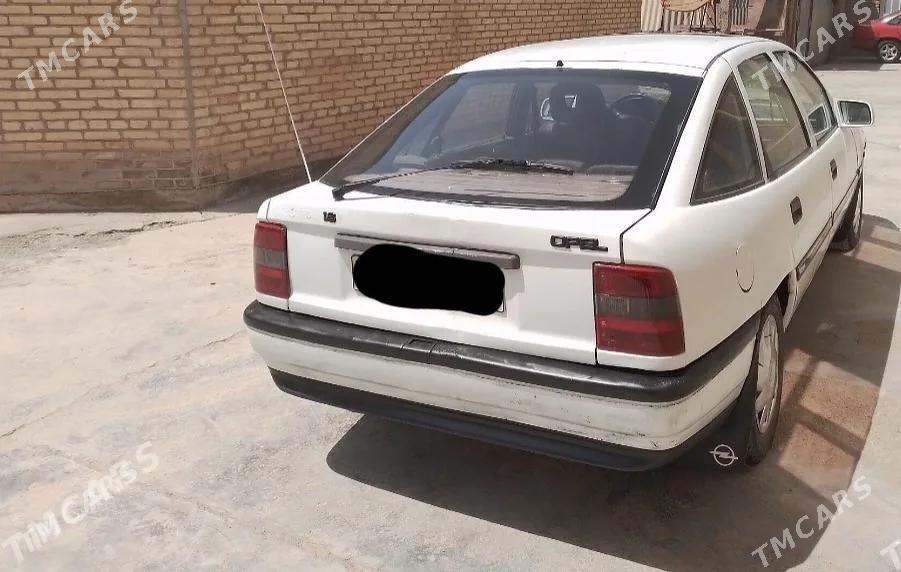 Opel Vectra 1992 - 1