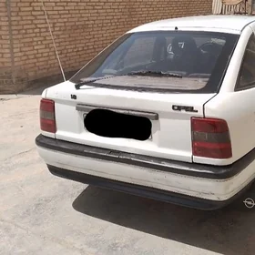 Opel Vectra 1992