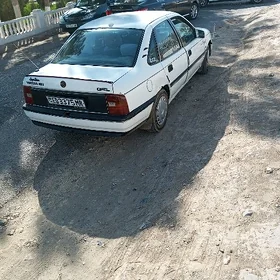 Opel Vectra 1990