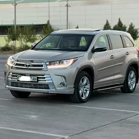 Toyota Highlander 2015
