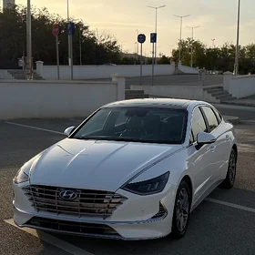 Hyundai Sonata 2022