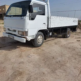 Mitsubishi Canter 2007