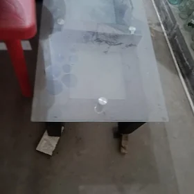 Стол