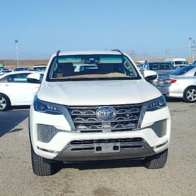 Toyota Fortuner 2021