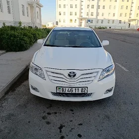 Toyota Camry 2010