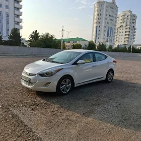 Hyundai Elantra 2011