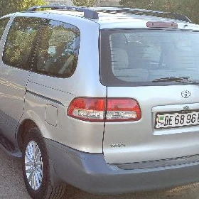 Toyota Sienna 2001