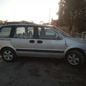Opel Sintra 1997