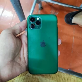 iphone 11 pro 🟢