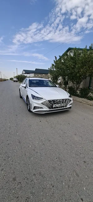 Hyundai Sonata 2022 - 1