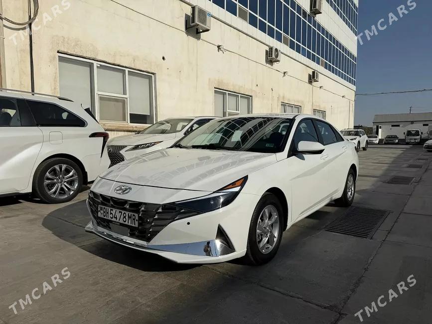 Hyundai Elantra 2023 - 1