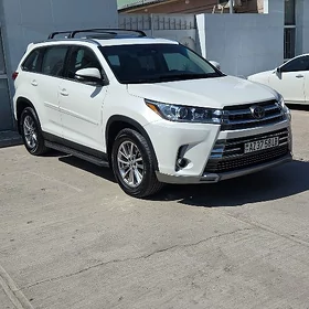 Toyota Highlander 2018