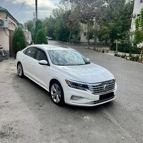 Volkswagen Passat 2021