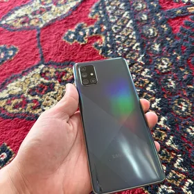 Samsung A71