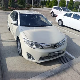 Toyota Camry 2012