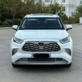 Toyota Highlander 2021
