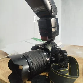 Nikon D90