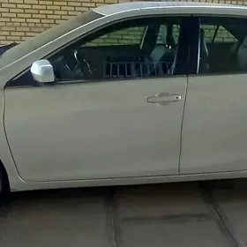 Toyota Camry 2015