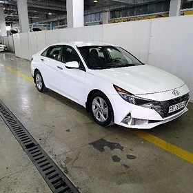 Hyundai Elantra 2021