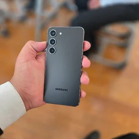 Samsung S23