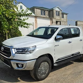 Toyota Hilux 2026