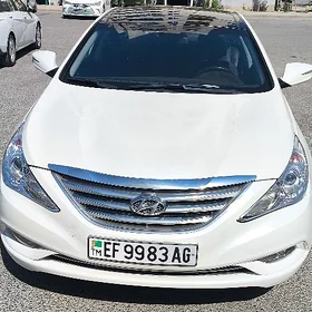 Hyundai Sonata 2012