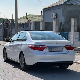 Toyota Camry 2017