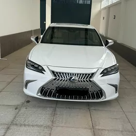 Lexus ES 350 2025