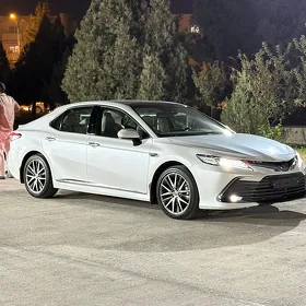 Toyota Camry 2022