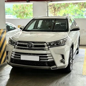 Toyota Highlander 2017