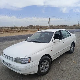Toyota Carina 1995