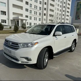 Toyota Highlander 2013