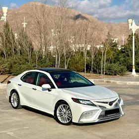 Toyota Camry 2022