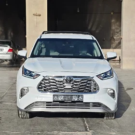 Toyota Highlander 2022