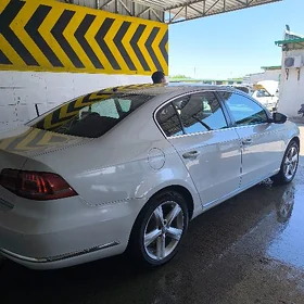 Volkswagen Passat 2011