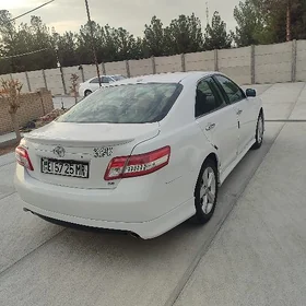 Toyota Camry 2010