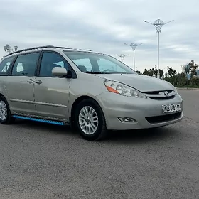 Toyota Sienna 2008