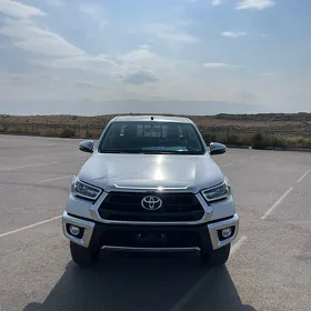 Toyota Hilux 2026