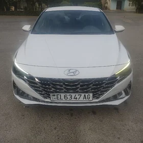 Hyundai Elantra 2023