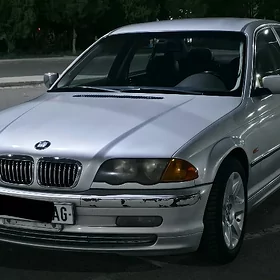 BMW E46 2001