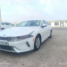 Kia K5 2021